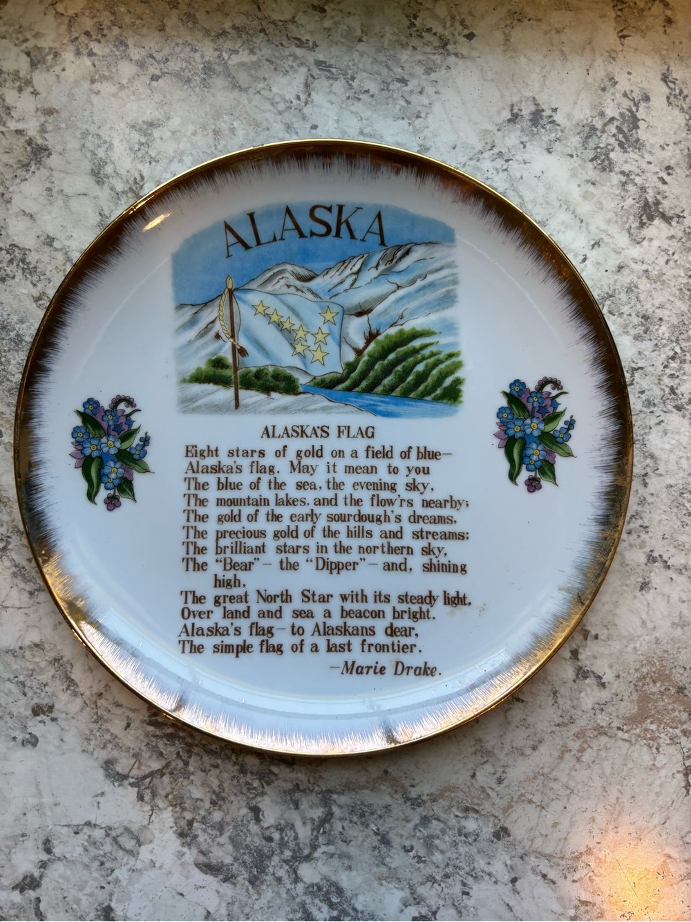 Alaska Decorative Ceramic Plate in Blue and Gold